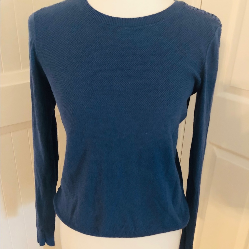 LOFT XS blue thermal-like long-sleeve top.